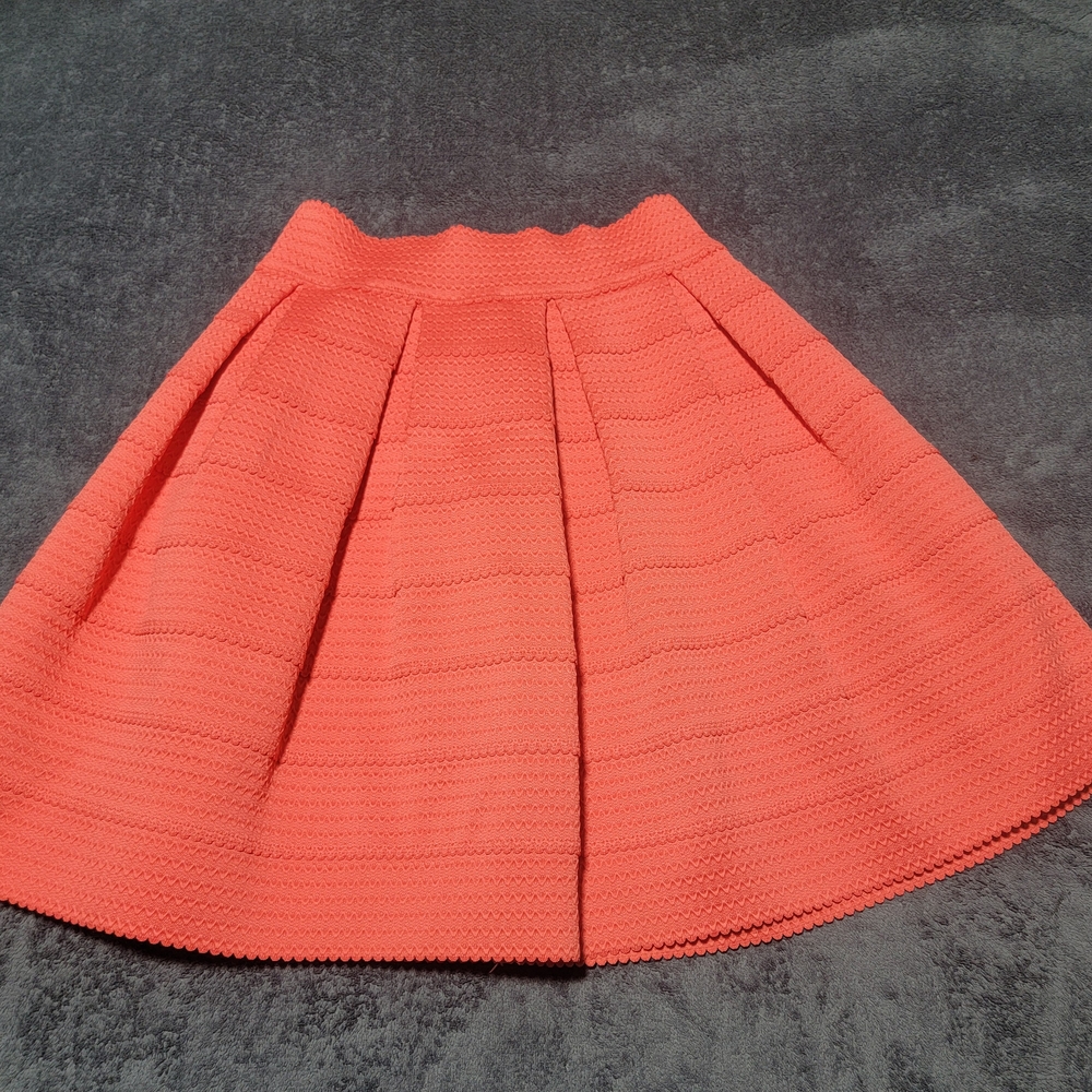 Express Coral Skirt Size XS ( 1 P) With Elastic Waist